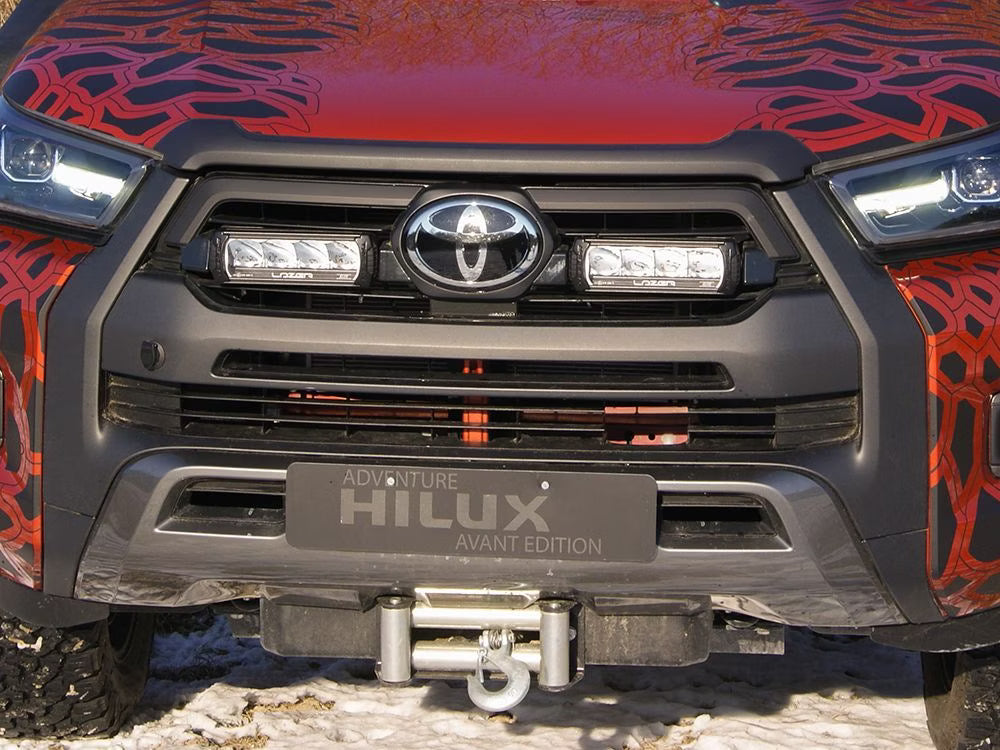 Lazer Triple-R 750 Elite Gen2 Grillkit Toyota Hilux Invincible-X 2021– LED