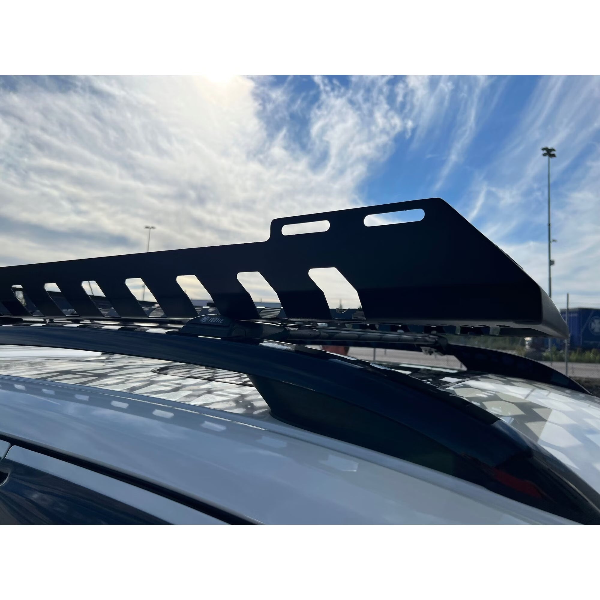 Takkorg Razor – Svartlackerad – För pickup & SUV – Fästen för LED-ramp