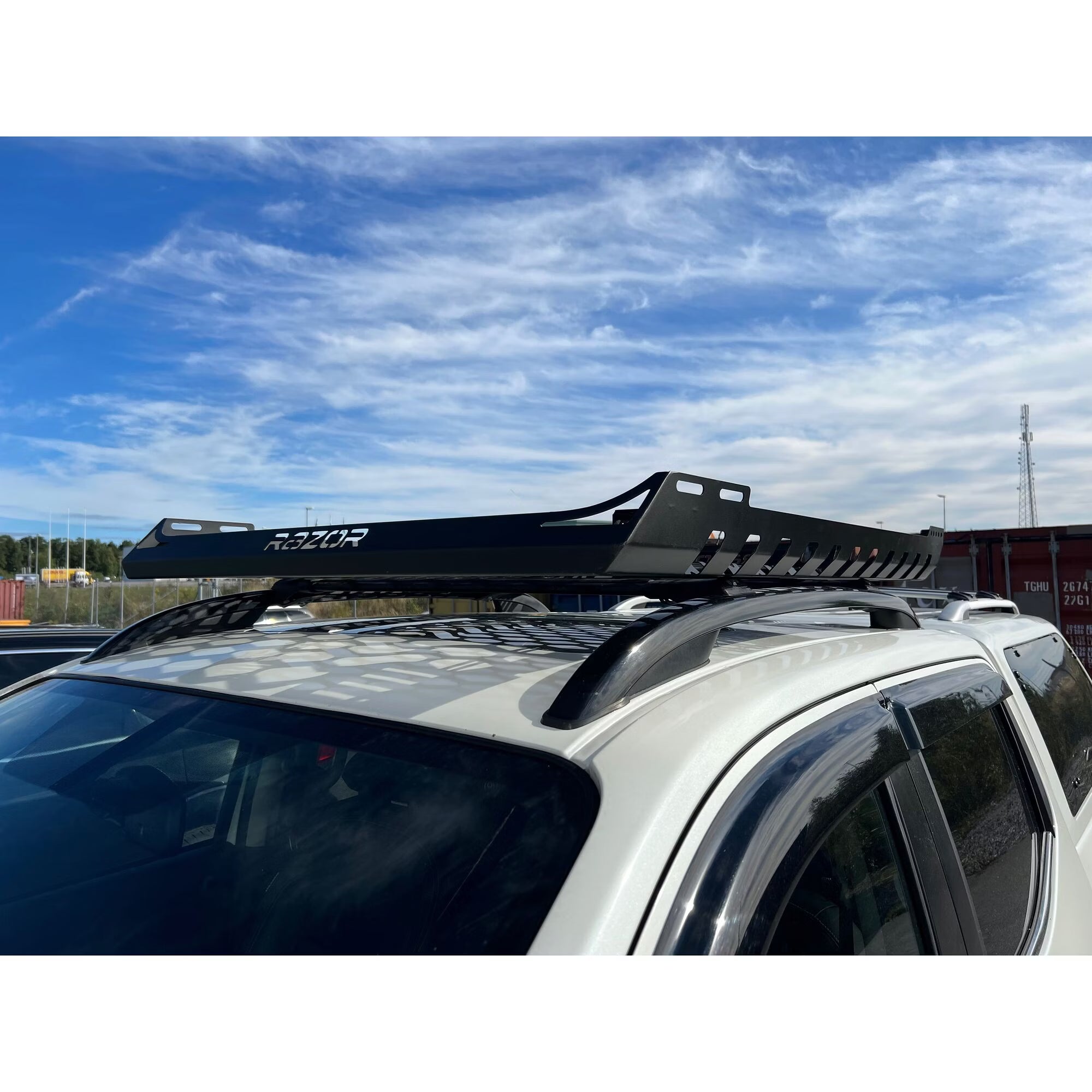 Takkorg Razor – Svartlackerad – För pickup & SUV – Fästen för LED-ramp